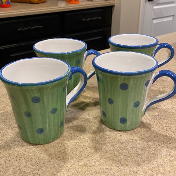 Bath & Body Works Other - Bath and Bodyworks oversized mugs